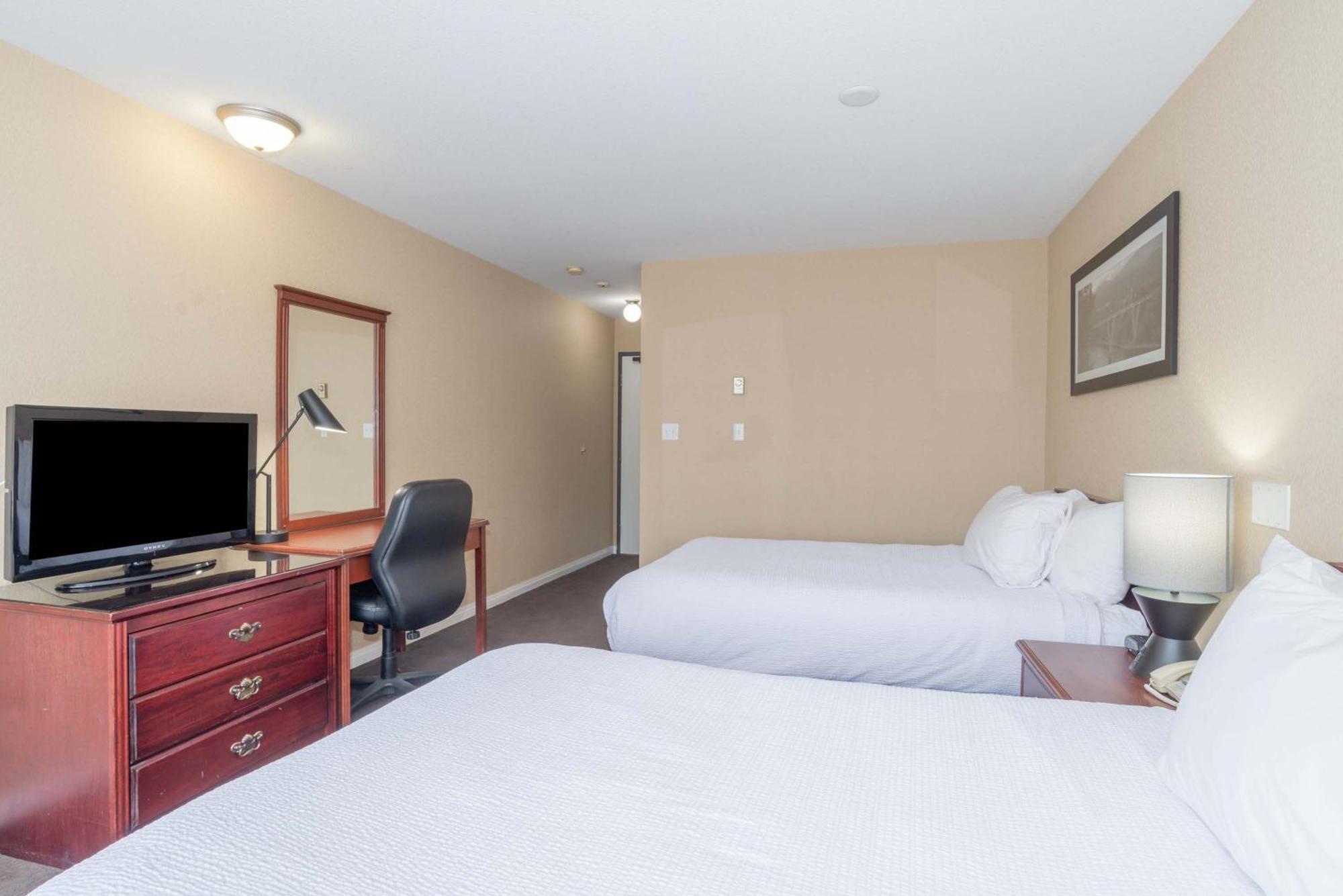 Sandman Hotel Castlegar Buitenkant foto